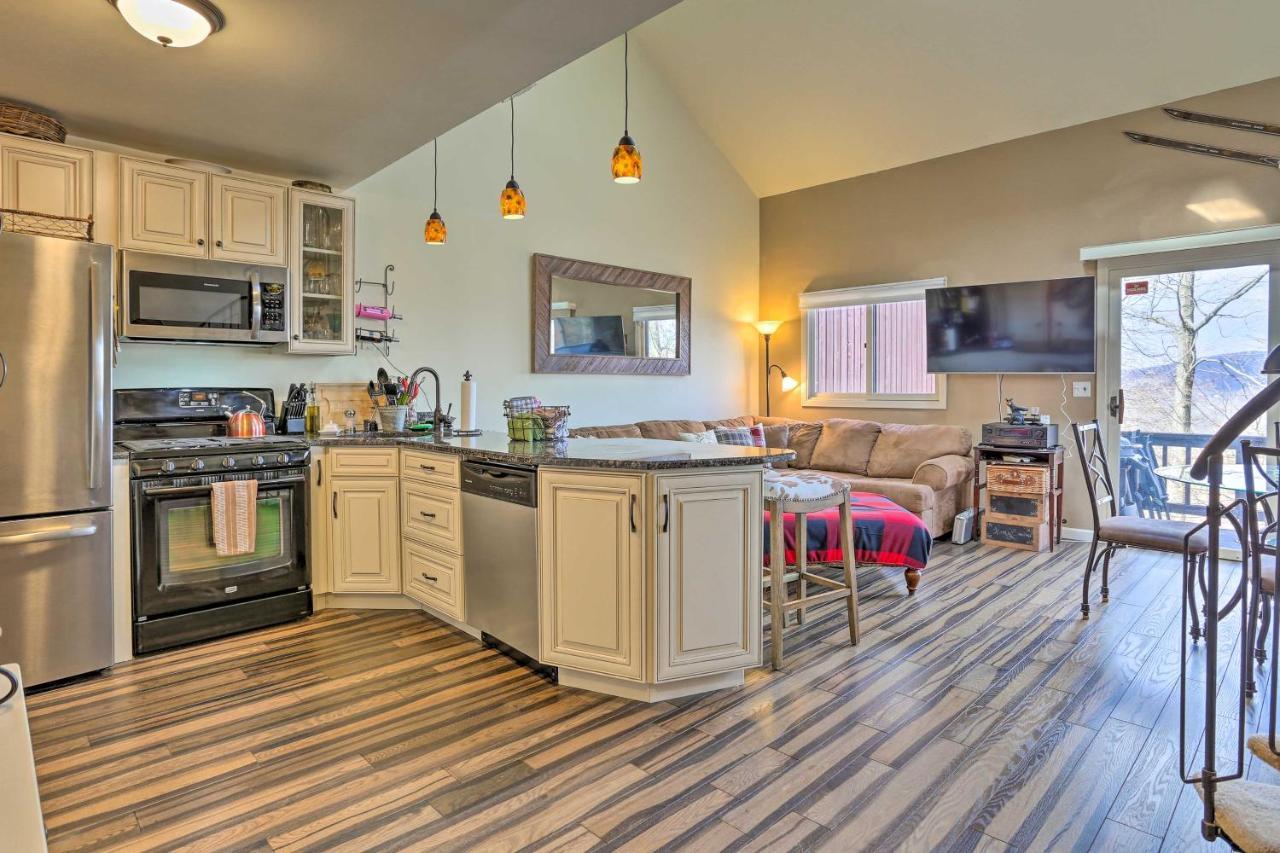 Mountain Creek Condo With Grill Walk To Lifts! 버논 외부 사진