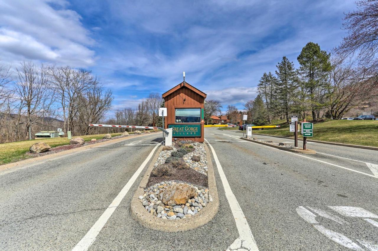 Mountain Creek Condo With Grill Walk To Lifts! 버논 외부 사진